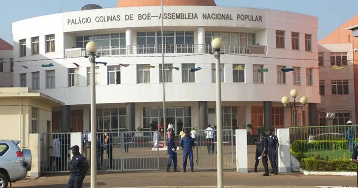 Guiné-Bissau: Sindicato dos Jornalistas exige revogação das ordens de expulsão da RTP e Lusa