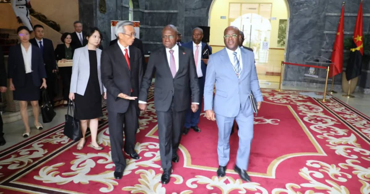 Angola e China reforçam cooperação e investimentos