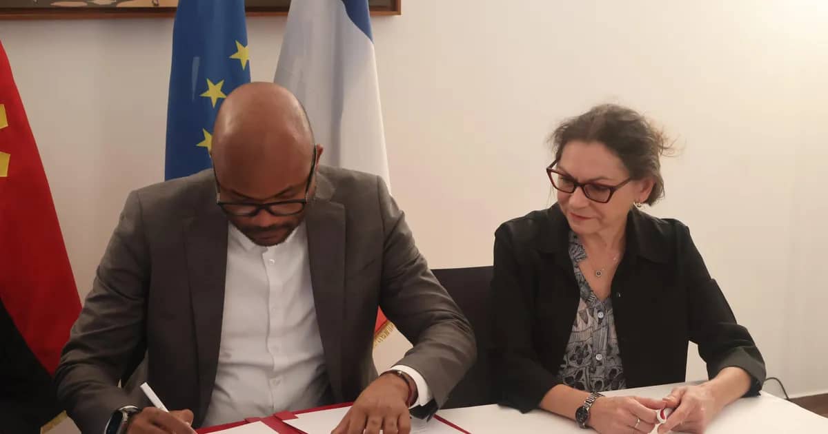 Angola e França assinam acordo para capacitação linguística no domínio desportivo
