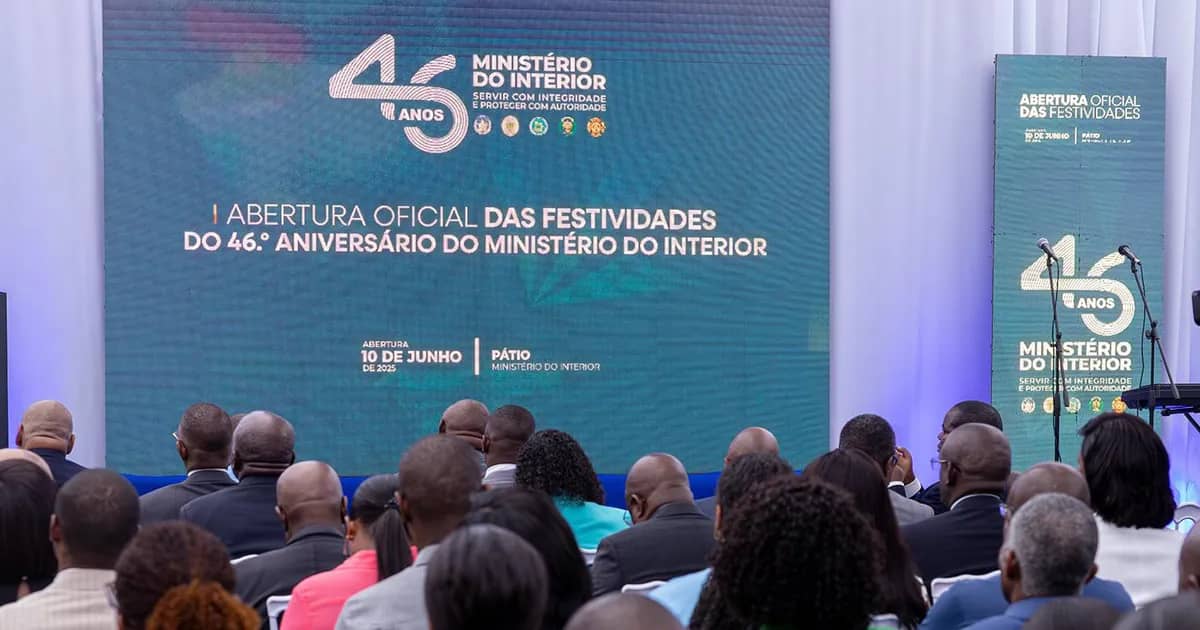 Festividades do 46.º aniversário do Ministério do Interior abertas em Luanda