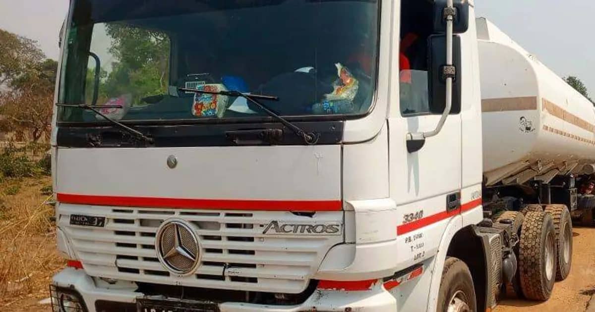 Polícia apreende 70 mil litros de combustível
