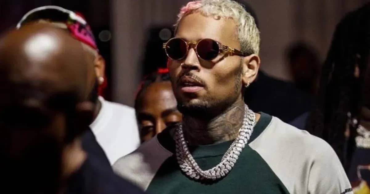 Chris Brown preso por agressão em Londres