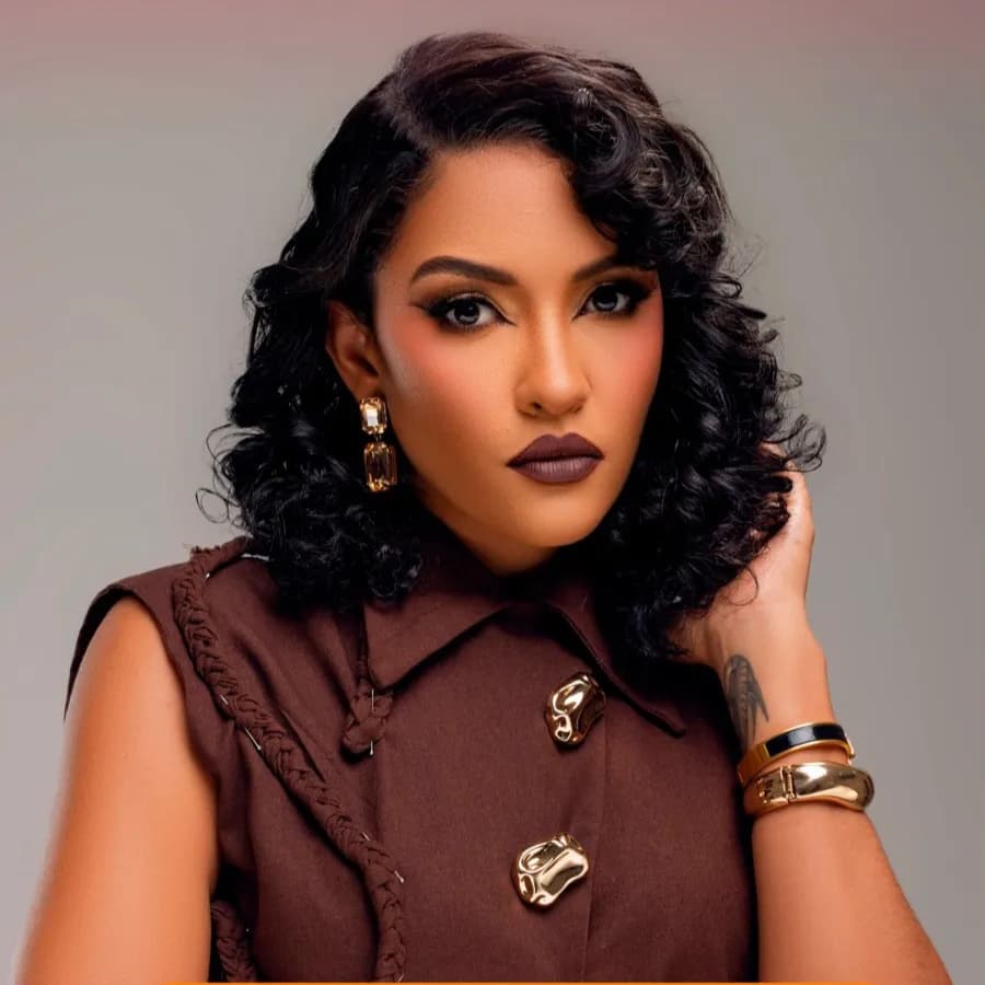 “Abdiquei de uma petrolífera para me dedicar à música”, revela Elisabeth Ventura