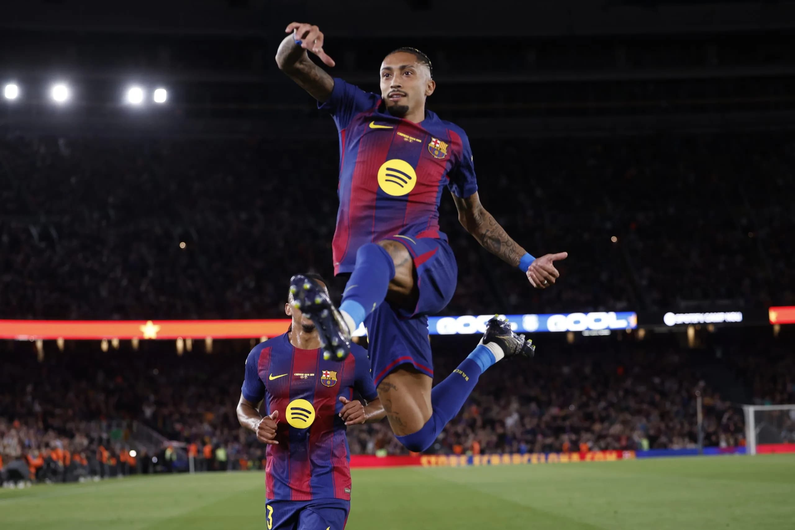 Nova época do futebol europeu arranca com grandes duelos na SuperSport