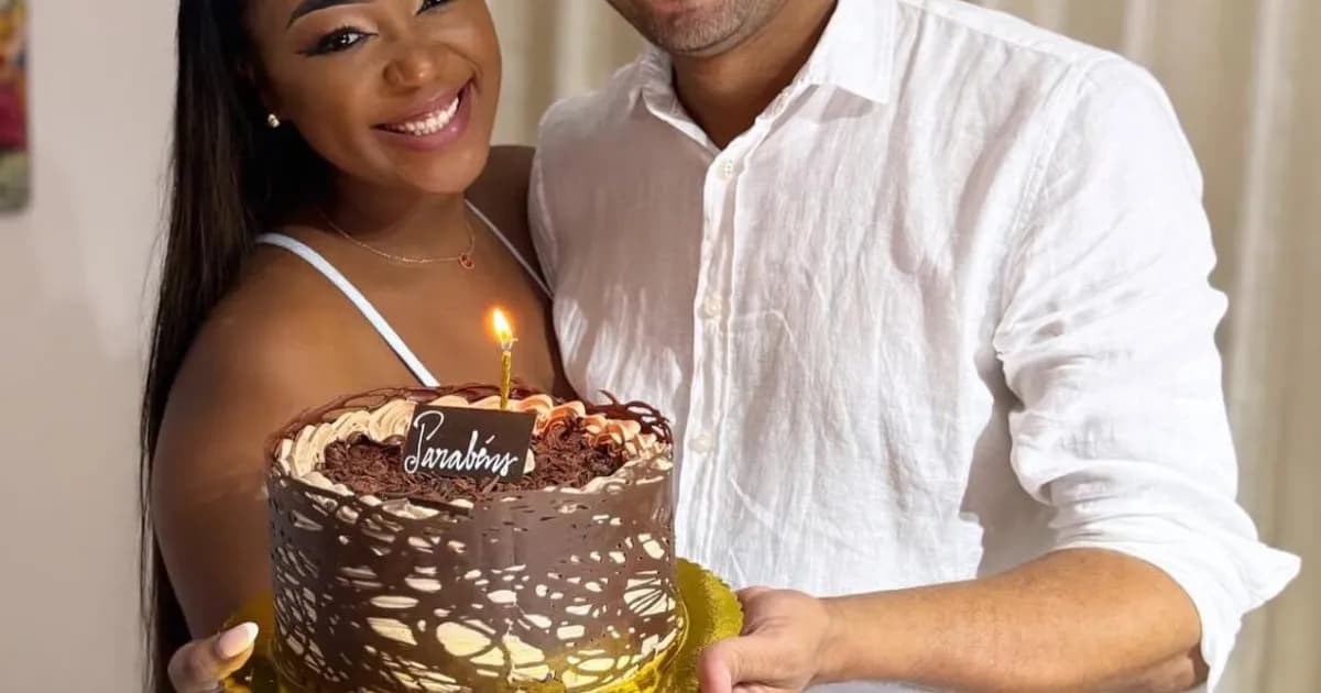 Edivânia Do Carmo celebra aniversário do esposo com mensagem especial: – “Obrigada por seres o melhor pai para as nossas filhas”