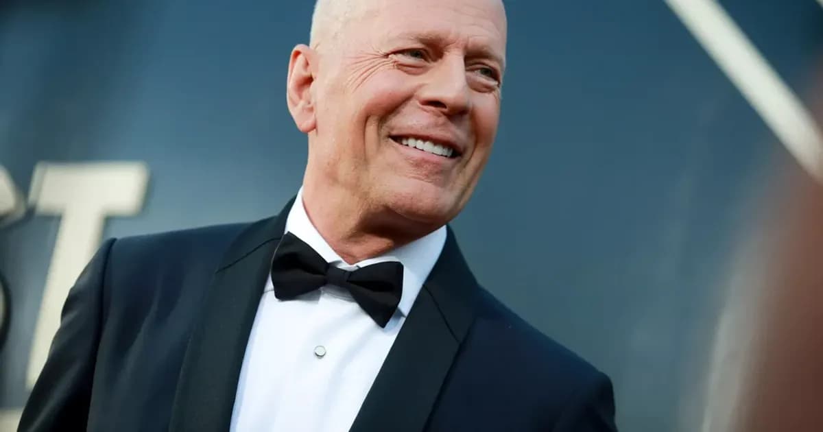 Bruce Willis enfrenta estágio severo de demência e já não consegue falar, ler ou andar