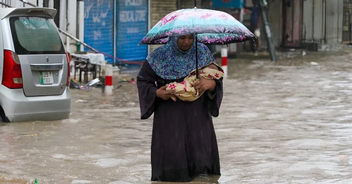 Paquistão: mais de 25 mil pessoas evacuadas devido a cheias