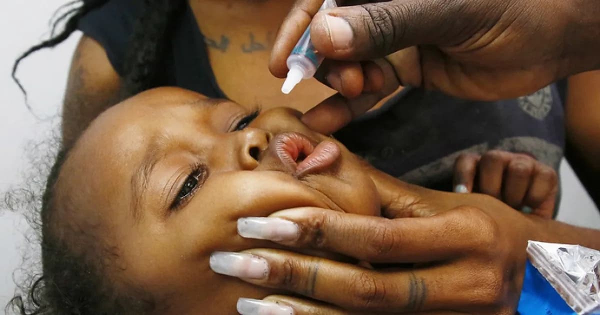Angola amplia vacinação infantil contra pólio
