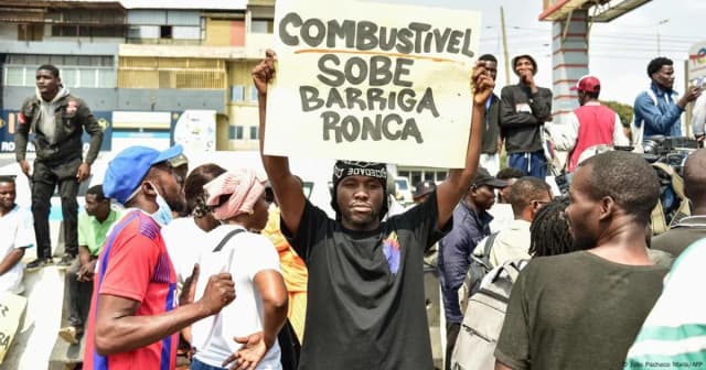 Angolanos vão às ruas: "O povo perdeu o poder de compra"