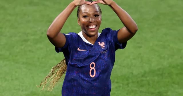 Grace Geyoro torna-se a jogadora mais cara da história