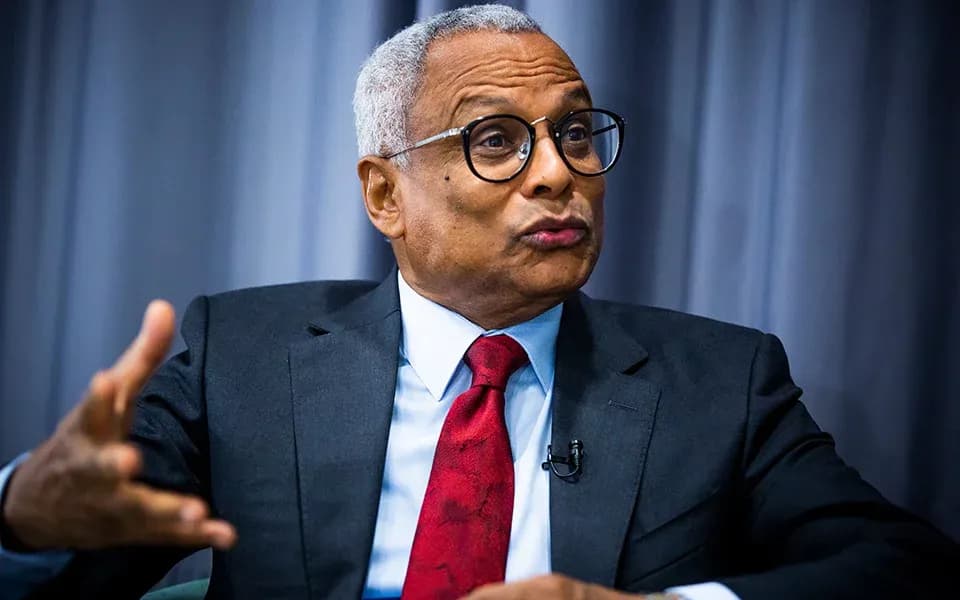 José Maria Neves deve suspender funções se anunciar candidatura a segundo mandato, diz CNE
