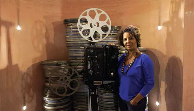 Realizadora angolana Pocas Pascoal felicitada pelo Ministério da Cultura