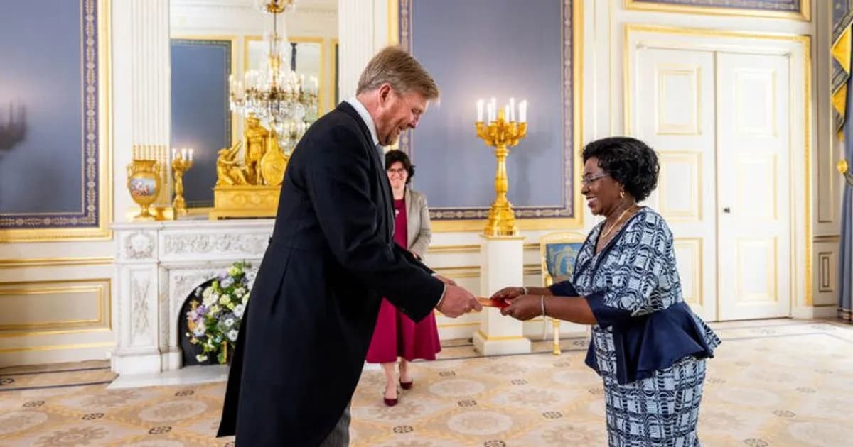 Angola credencia diplomatas na Holanda e Bélgica