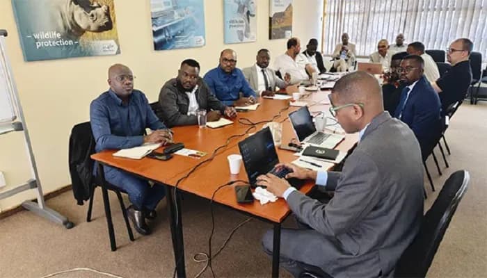 Angola e Namíbia reforçam cooperação no combate aos crimes ambientais
