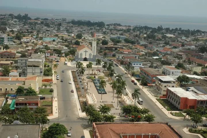 Expo Cabinda inicia com 240 expositores