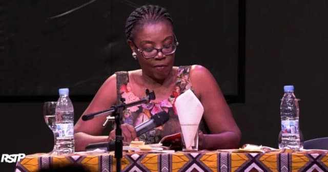 São Tomé e Príncipe. Poetisa Conceição Lima recebe Prémio Northern California Book Award