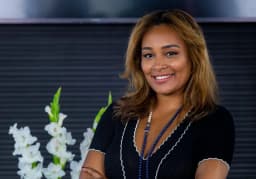 Ministério Público manda apreender os 20 apartamentos usurpados por Giovana Pinto Leite em Talatona