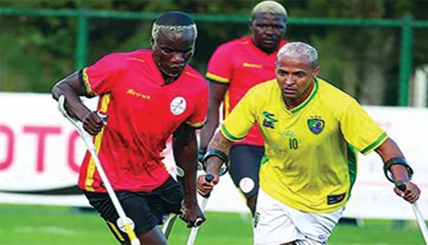 Mehemet Kiskaç orienta treino conjunto