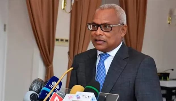 Presidente cabo-verdiano pede aceleração das reformas estruturais para travar emigração jovem