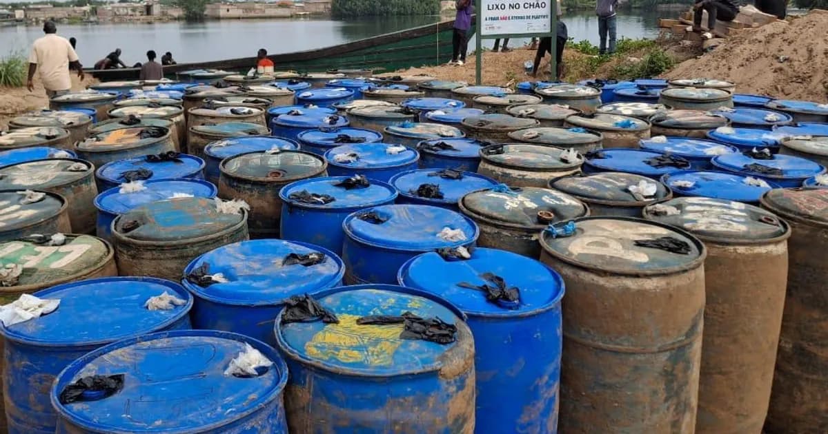 Mais de 40 mil litros de combustível apreendidos no Zaire
