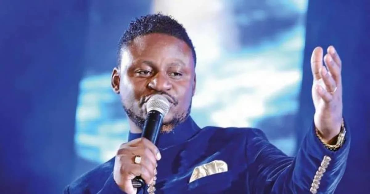 Edição especial do Caixa Fado celebra 50 anos de Independência de Angola