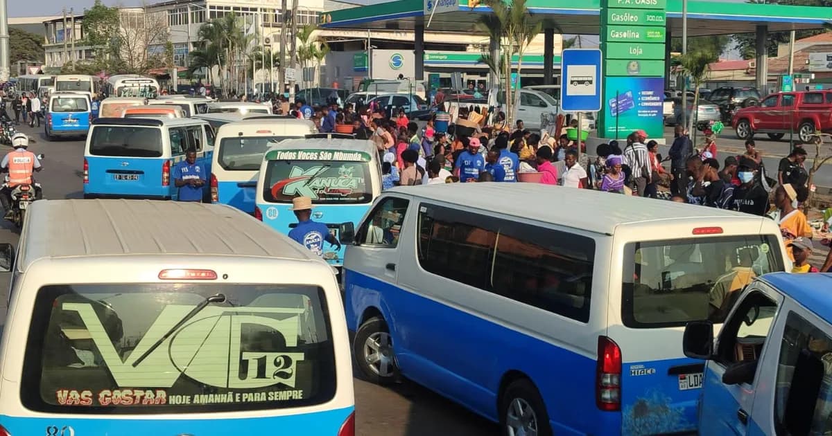 Novo preço reajustado no serviço de táxi e autocarros públicos já em vigor