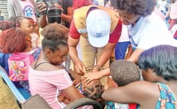 Angola lança terceira ronda contra a pólio