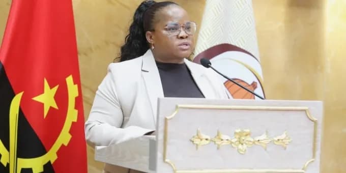Oposição acusa Governo de falhar na fiscalização e empurrar famílias para a pobreza