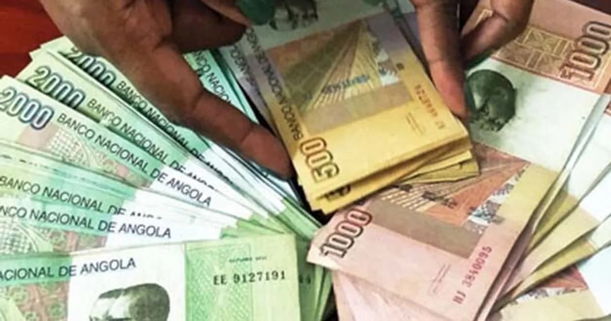 PIB angolano cresce; poupança e investimento caem