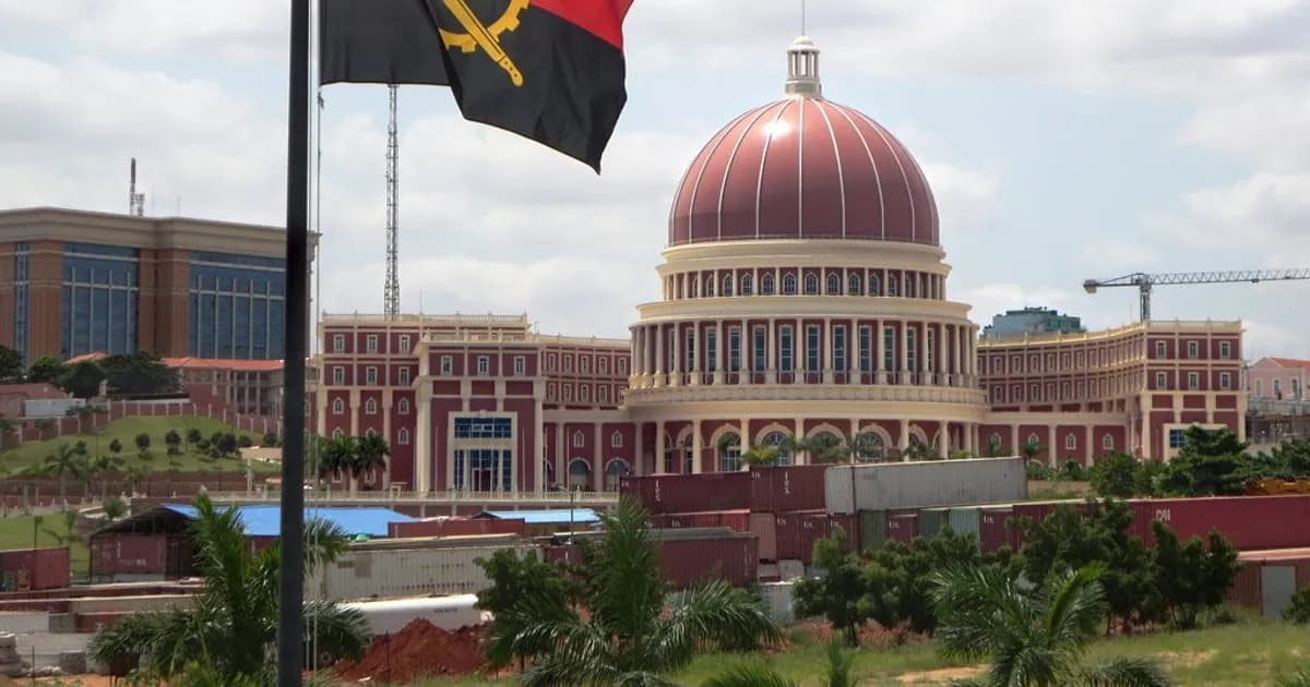 Deputados da UNITA notificados por visita ao GPL