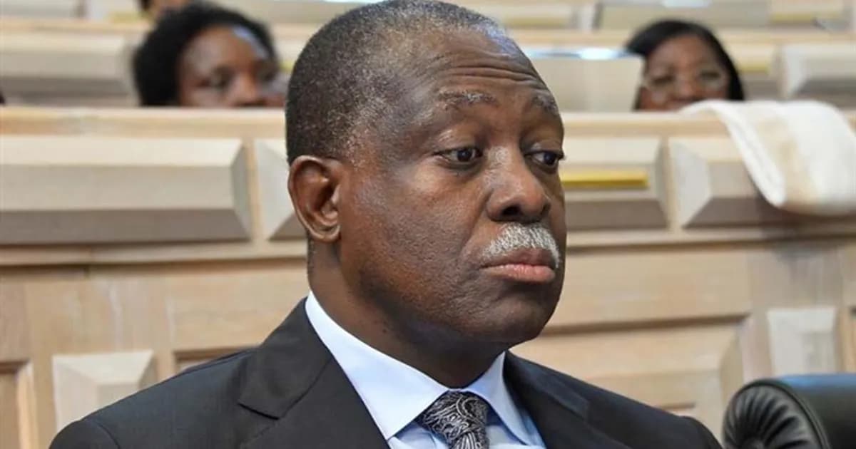 Caso Kopelipa: Manuel Vicente diz desconhecer investimentos da CIF-Angola e que duvida que o Estado não tenha recebido valor das vendas de petróleo à China