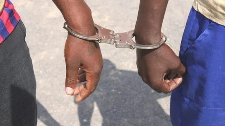 Detidos cidadãos implicados na morte de um jovem no bairro Mártires