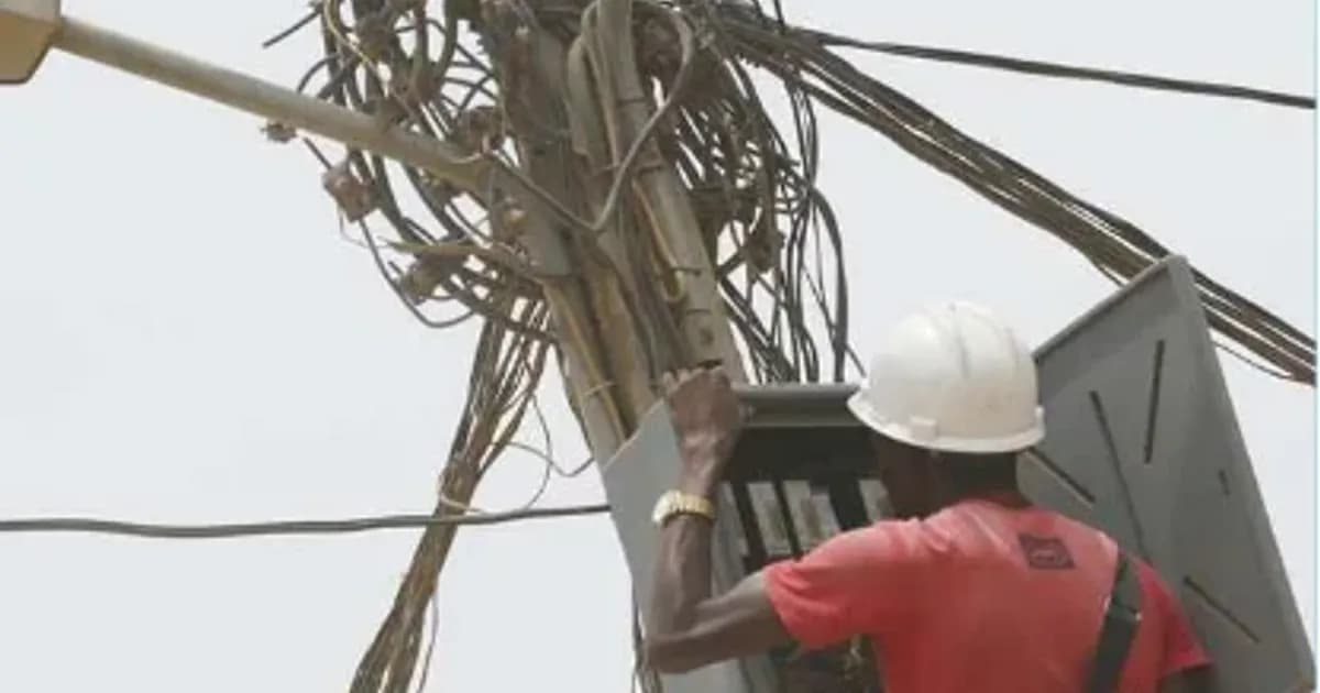 Chineses vão apoiar melhoria do fornecimento de energia em Angola