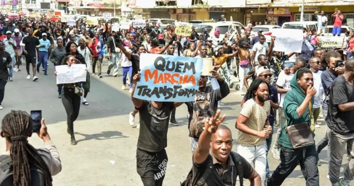 Indigência e risco de convulsões sociais em Angola