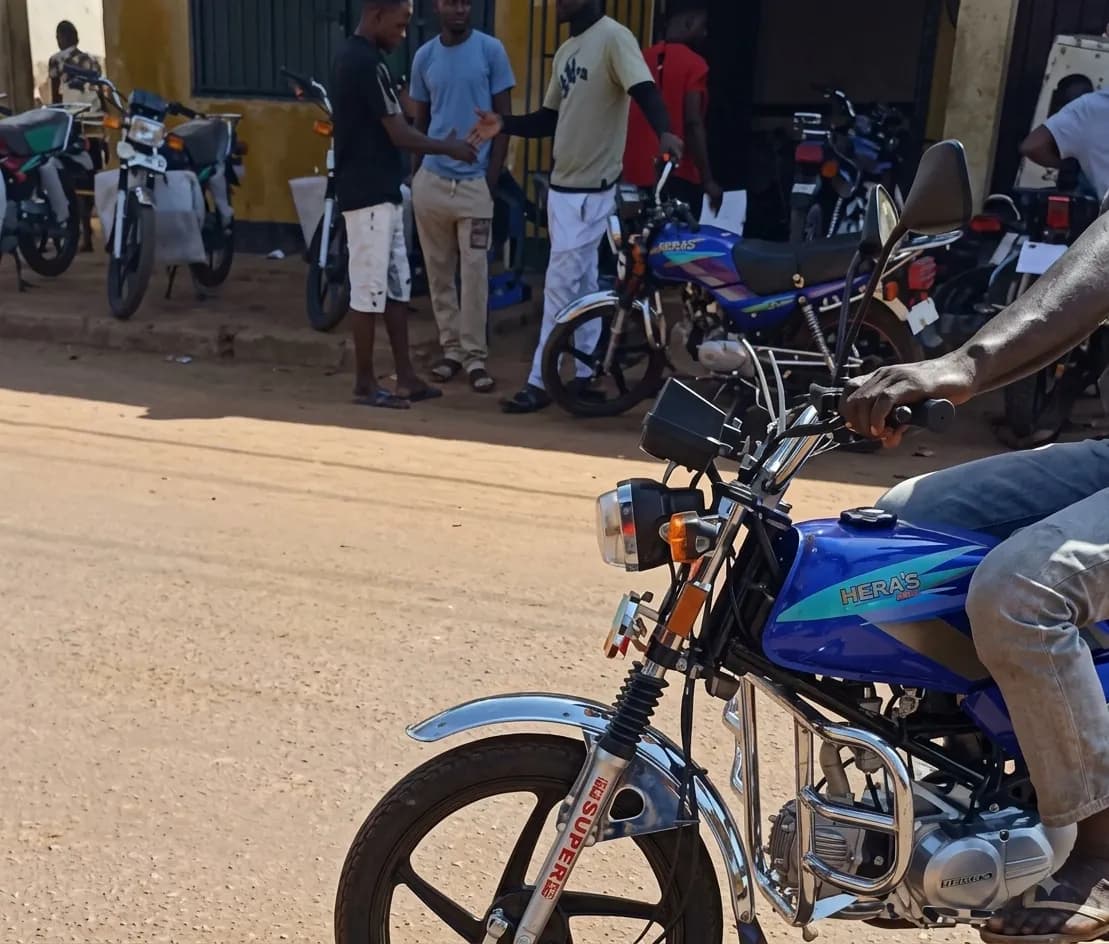 Suposto meliante fica ferido nos testículos após tentativa falhada de furto de motorizada no Zango