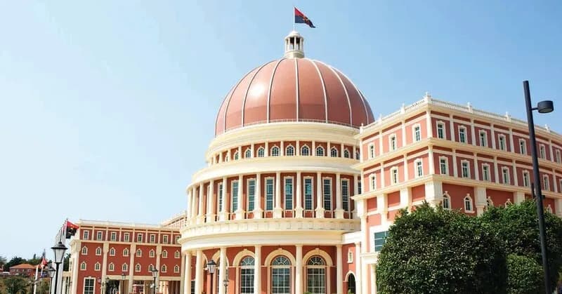 Autarquias seguem travadas no Parlamento