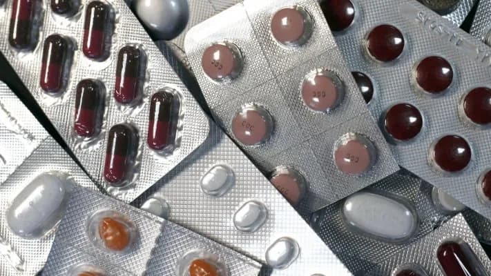 Sociedade Moçambicana de Medicamentos vê lucro cair 98,5% e grupo fecha 2025 no prejuízo