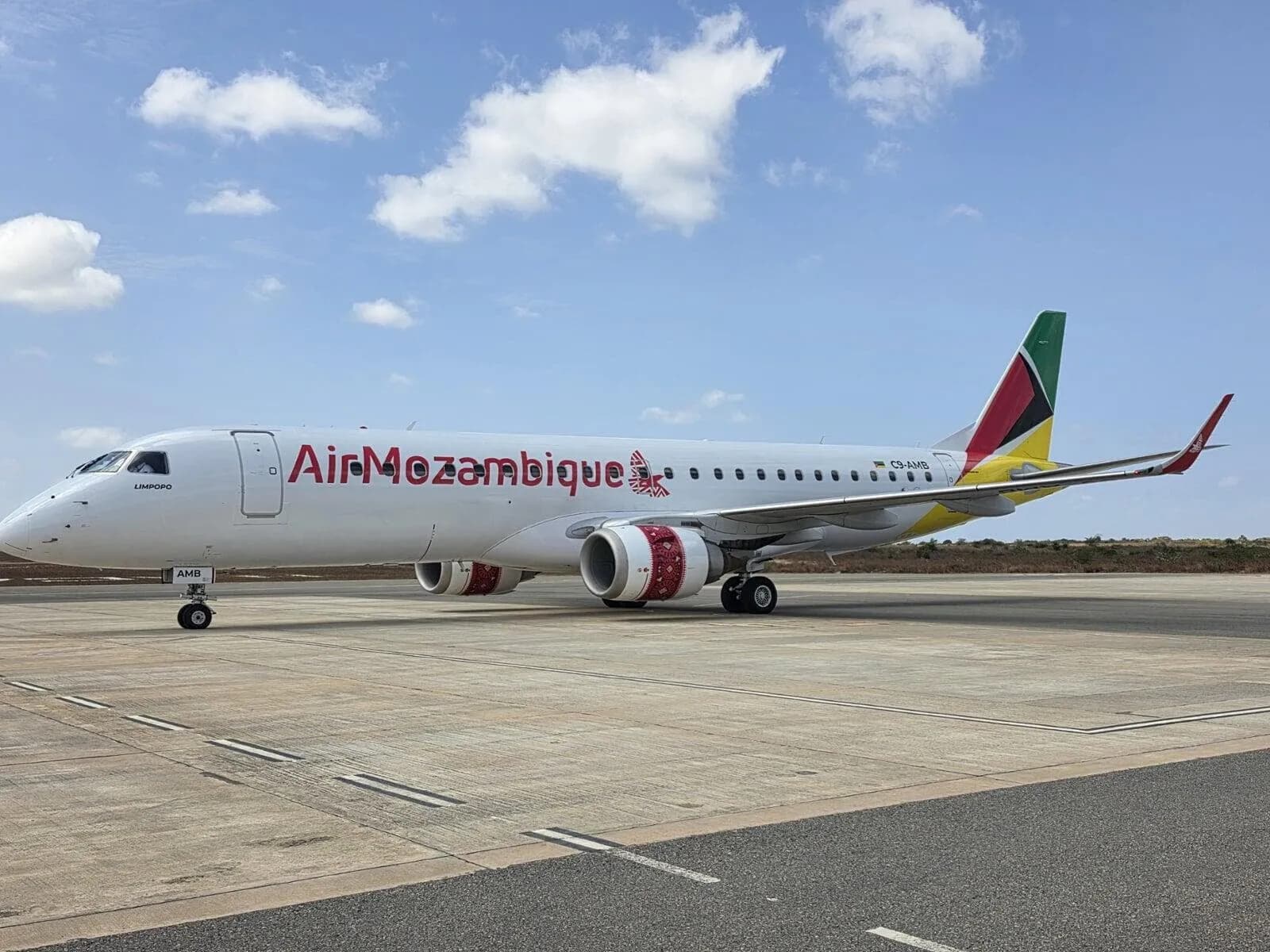 Embraer 190 “Zambeze” entra em operação e reforça conectividade aérea em Moçambique