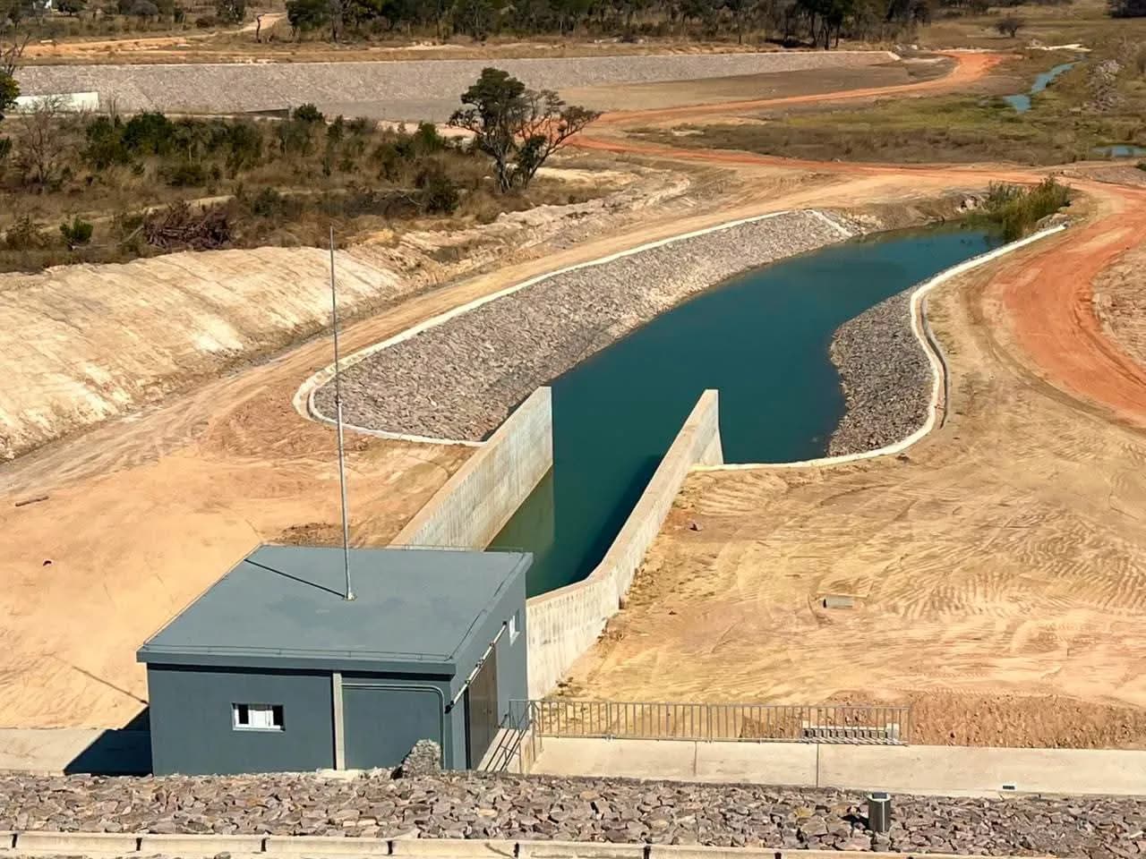 Barragens do Ndue e do Calucuve concluídas reforçam combate à seca no Cunene