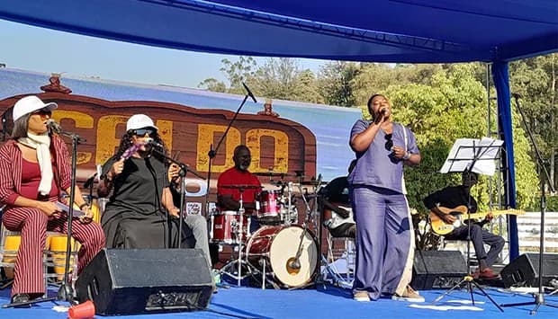 Caldo do Poeira celebra memória musical no Lubango