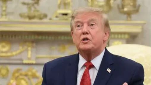 Trump manda calar repórter da CNN que lhe perguntou sobre Coreia do Norte
