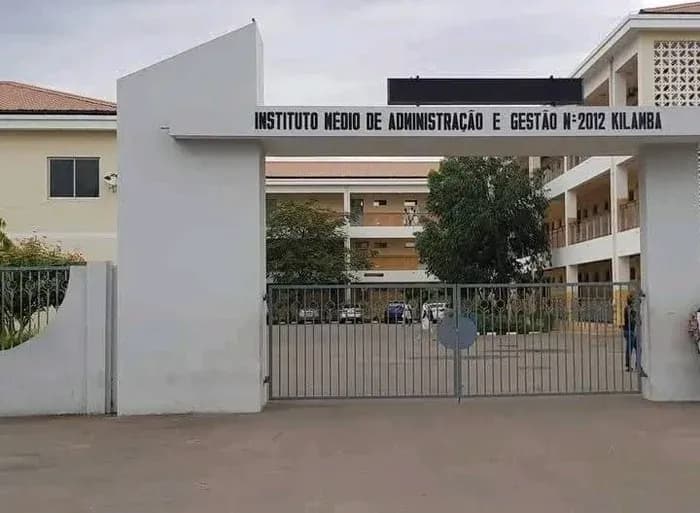 Mais de mil candidatos concorrem para 680 vagas na 10ª classe no IMAG do Kilamba