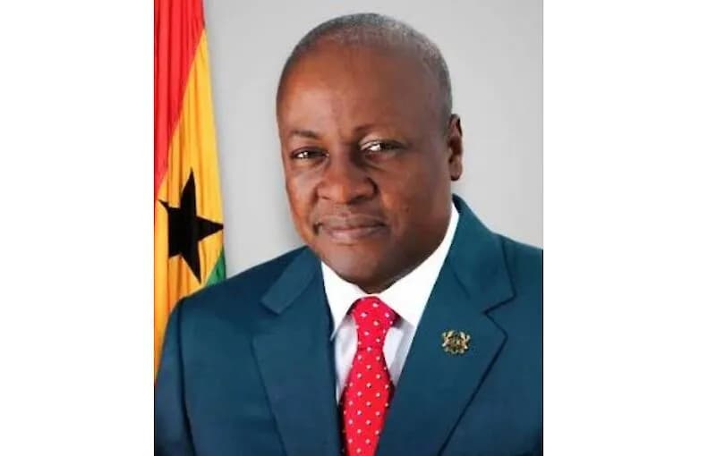 Presidente Mahama lança 1ª pedra para complexo multifuncional no aeroporto de Accra