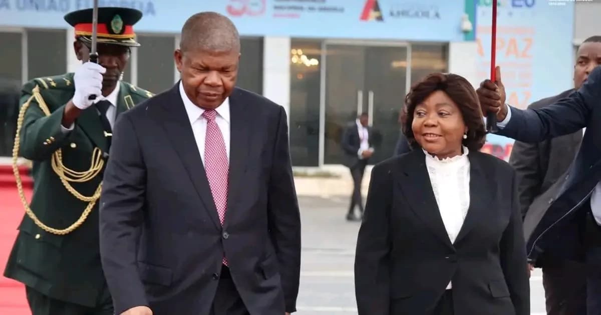 João Lourenço em Abidjan para Investidura de Ouattara
