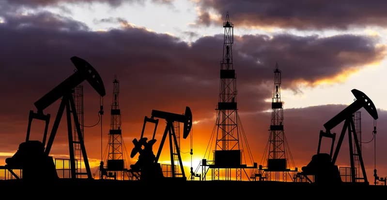 Crise no Golfo pressiona preços do petróleo