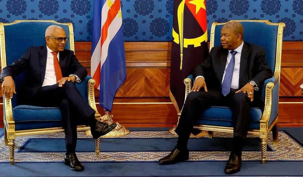PR de Cabo Verde aborda redinamização da cooperação bilateral com homólogo angolano
