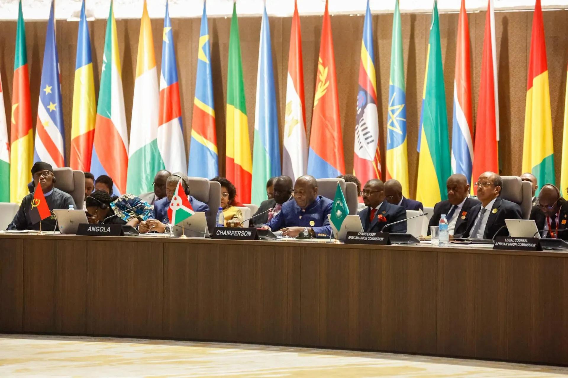 Decisão final da Cimeira: Estados africanos assumem compromisso de fortalecer o Fundo da Paz e mobilizar mecanismos inovadores de financiamento