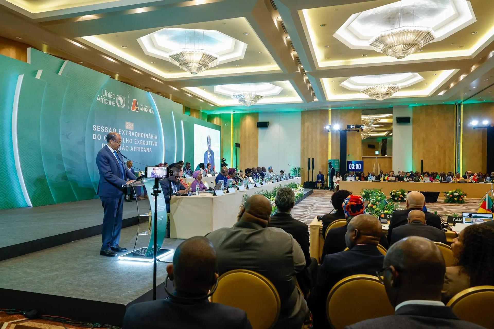 Mahmoud Ali Youssouf defende que financiamento da agenda de paz em África não pode depender de recursos externos