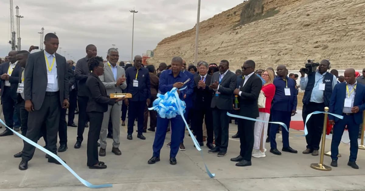 Infraestruturas e Sociais Inauguradas no Namibe