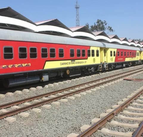 Acidente ferroviário no Luena fere dezenas